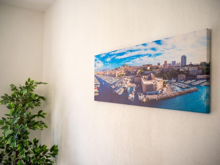 Appartement Tout Equipe A 5 Min De La Gare St Charles Marseille Ngoại thất bức ảnh