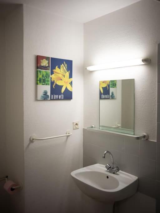 Appartement Tout Equipe A 5 Min De La Gare St Charles Marseille Ngoại thất bức ảnh