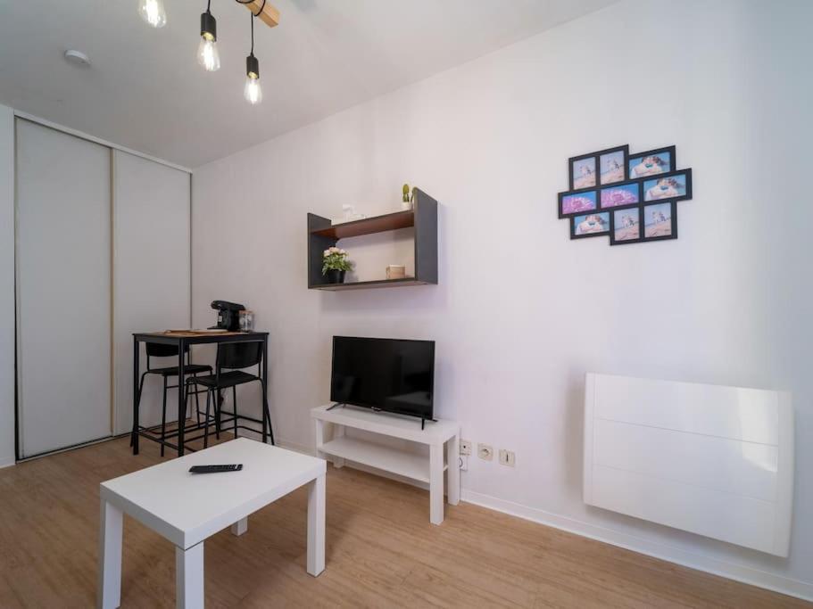 Appartement Tout Equipe A 5 Min De La Gare St Charles Marseille Ngoại thất bức ảnh